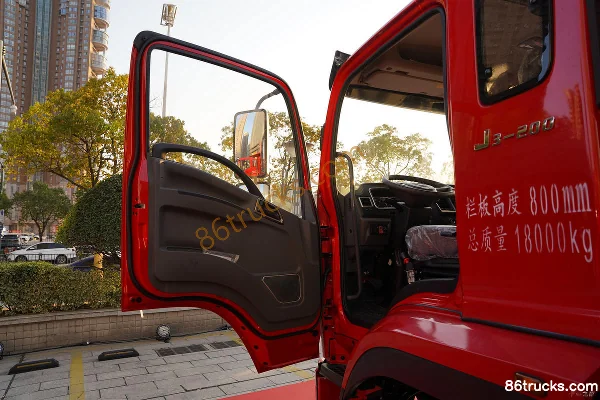 JAC Feiyue J3 200 hp 4X2(6 wheels) 4.1m dump truck Cab (1) | 86Trucks
