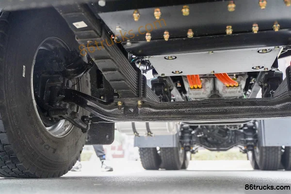 SHACMAN Commercial Vehicle Xuande E3 Intercity Edition 6X4(10 wheels) Battery Swap Pure Electric Tractor Truck 281.92kWh Chassis (2) | 86Tru