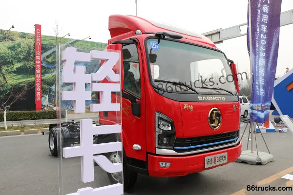 SHACMAN Commercial Vehicle Xuande Wing 9 Standard Edition 131hp 4X2(6 wheels) 4.08m Single Row Stake Light Truck Exterio