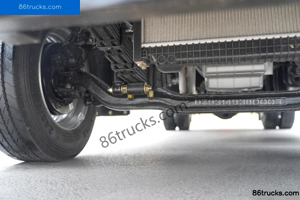 SHACMAN Commercial Vehicle Xuande X9 Standard Load 150hp 4X2(6 wheels) 3.82m Crew Cab Flatbed Light Truck (China VI) Chassis (2) | 86Trucks