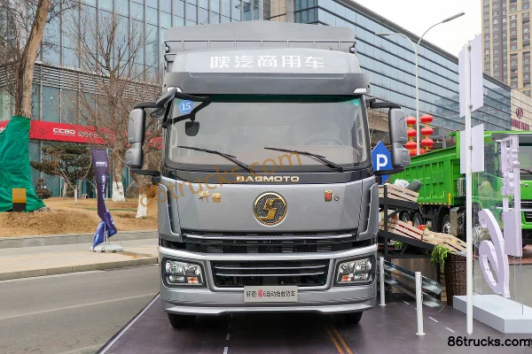 SHACMAN Commercial Vehicle Xuande Yi6 Standard Load Edition 260hp 4X2(6 wheels) 6.75m Stake Truck (China VI) Exterior (2) | 86Trucks
