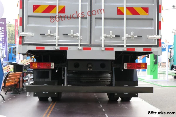 SHACMAN Commercial Vehicle Xuande Yi6 Standard Load Edition 260hp 4X2(6 wheels) 6.75m Stake Truck (China VI) Body (3) | 86Trucks