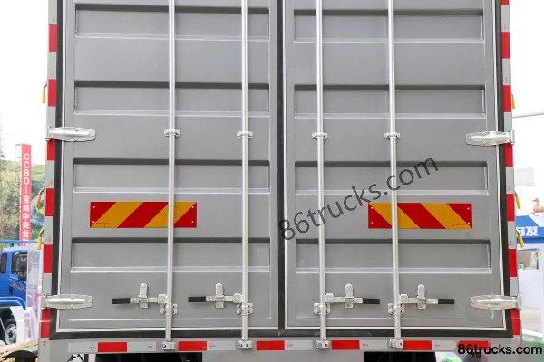 SHACMAN Commercial Vehicle Xuande Yi6 Standard Load Edition 260hp 4X2(6 wheels) 6.75m Stake Truck (China VI) Body (2) | 86Trucks