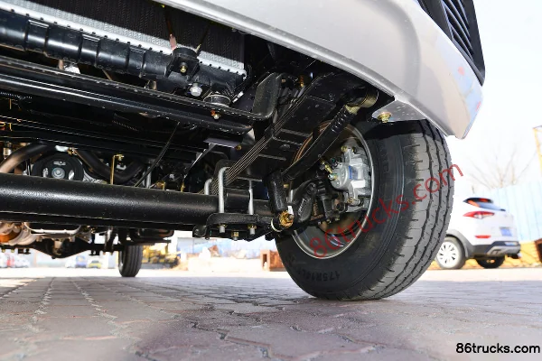 Dongfeng T3Q (formerly Xiaobawang W) 1.6L 123 hp 4X2(6 wheels) Gasoline 2.5m Double Row Flatbed Mini Truck Chassis (3) | 86Trucks