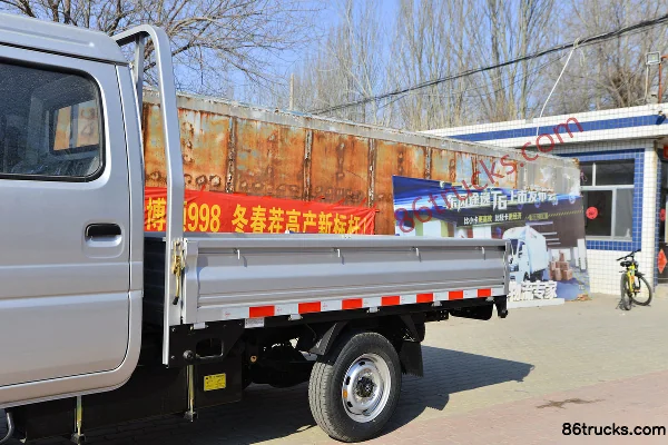 Dongfeng T3Q (formerly Xiaobawang W) 1.6L 123 hp 4X2(6 wheels) Gasoline 2.5m Double Row Flatbed Mini Truck Body (1) | 86Trucks