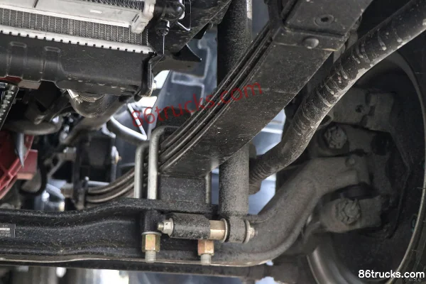 Foton Shidai Linghang H2 115 ch 4X2(6 roues) camion citerne d'arrosage (marque Zong'ang) (China VI) Châssis (2) | 86Trucks