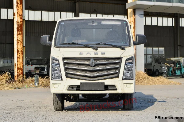 BAIC Ruixiang Boteng M3 1.6L 122 hp 4X2(6 wheels) Gasoline 2.7m Double Row Stake Micro Truck Exterior (2) | 86Trucks