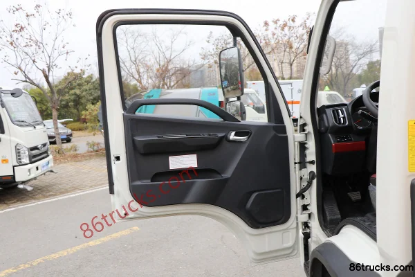 Foton King Kong S1 150 hp 4X2(6 wheels) Hook Lift Garbage Truck Cab (1) | 86Trucks