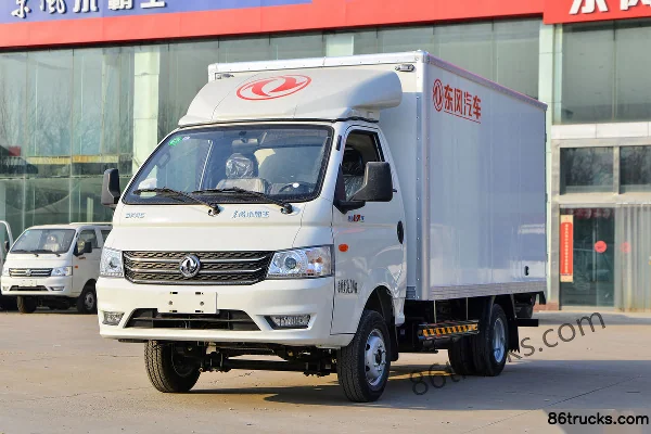 Dongfeng Xiaobawang W17 2.0L 133 hp 4X2(6 wheels) Gasoline 4.05m Single-row Van Light Truck (China VI) (Wide Track) Exterior (3) | 86Trucks
