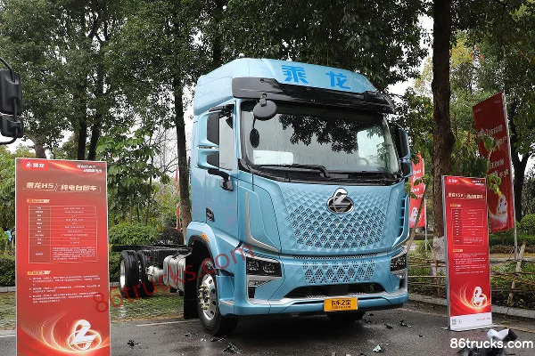 Dongfeng Liuqi Chenglong H5V 4X2(6 wheels) 6.8m Hybrid Cargo Truck 16.12kWh Exterior