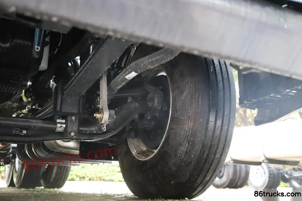 Dongfeng Liuqi Chenglong H7 Heavy Truck Land Route Edition 600hp 6X4(10 wheels) AMT Automatic Tractor Truck (Eaton) (Hydraulic Retarder) Cha