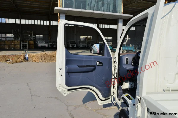 BAIC Ruixiang Boteng M3 Standard 123hp 4X2(6 wheels) 3.31m Single Row Flatbed Mini Truck Cab (1) | 86Trucks