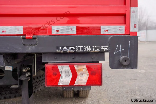 JAC Dewos V8 Big Taurus Mini 170hp 4X2(6 wheels) 5.48m semi-panel cargo truck (China VI) Body (3) | 86Trucks