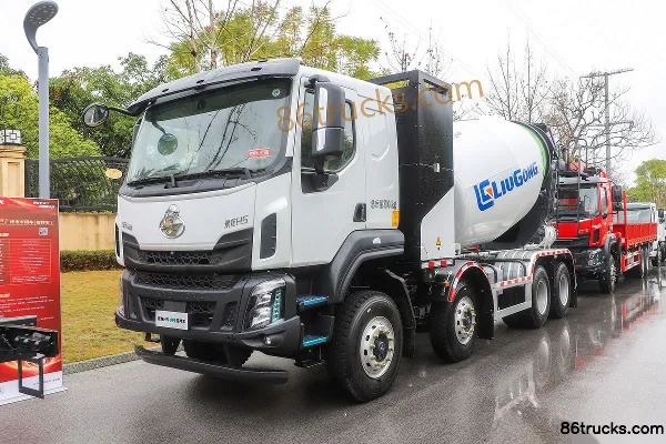 Dongfeng Liuqi Chenglong H5 8X4(12 wheels) Electric Concrete Mixer Truck 281.91kWh Exterior (3) | 86Trucks