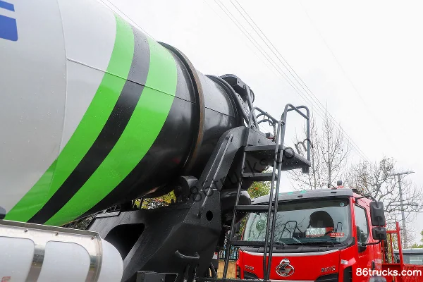 Dongfeng Liuqi Chenglong H5 8X4(12 wheels) Electric Concrete Mixer Truck 281.91kWh Body (3) | 86Trucks