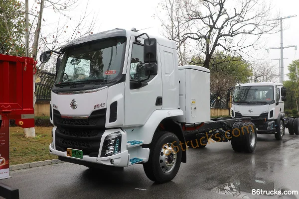 Dongfeng Liuqi nouveau Chenglong M3 4X2(6 roues) châssis de camion à ordures électrique 210,6 kWh Extérieur (2) | 86Trucks