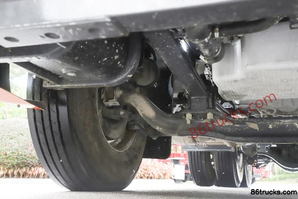 Dongfeng Liuqi Chenglong H5V 460 hp 6X4(10 wheels) AMT Automatic Tractor Truck (China VI) Chassis (2) | 86Trucks