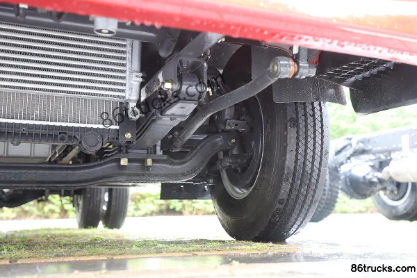 Dongfeng Liuqi Chenglong L2 160 hp 4X2(6 wheels) 4.2 m Single Row Semi-Open Cargo Truck (Light Truck, Fast Gear 8-Speed) Chassis (3) | 86Tru