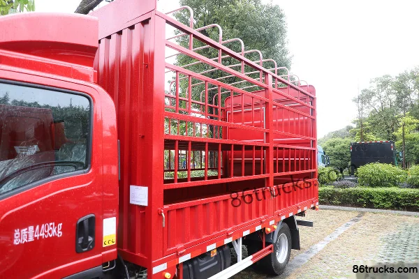 Dongfeng Liuqi Chenglong L2 160 hp 4X2(6 wheels) 4.2 m Single Row Semi-Open Cargo Truck (Light Truck, Fast Gear 8-Speed) Body (1) | 86Trucks