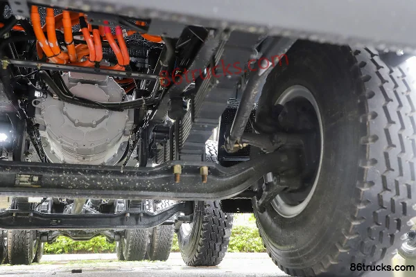Dongfeng Liuqi Chenglong H5 Heavy Truck Long Range Version 8X4(12 wheels) 7.8m Battery Swap Pure Electric Dump Truck 350kWh Chassis (3) | 86