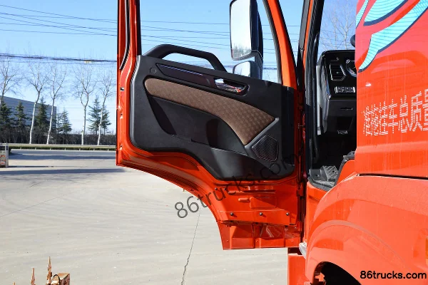 FAW Jiefang Qingdao Han VH 500hp 6X4(10 wheels) tractor truck (China VI) Cab (2) | 86Trucks