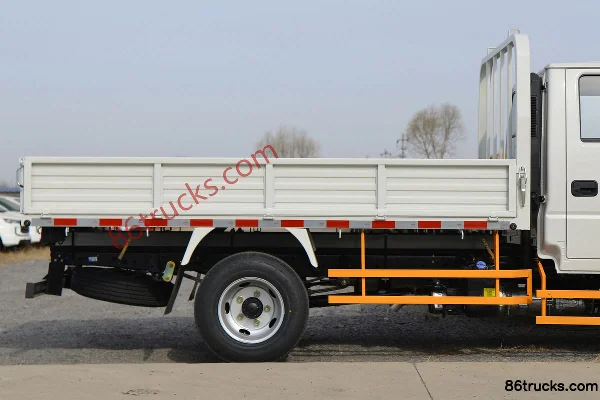 JMC Shunda Narrow Body 2022 Model 122 hp 4X2(6 wheels) 3.25m Double Row Flatbed Light Truck (China VI) (1) | 86Trucks