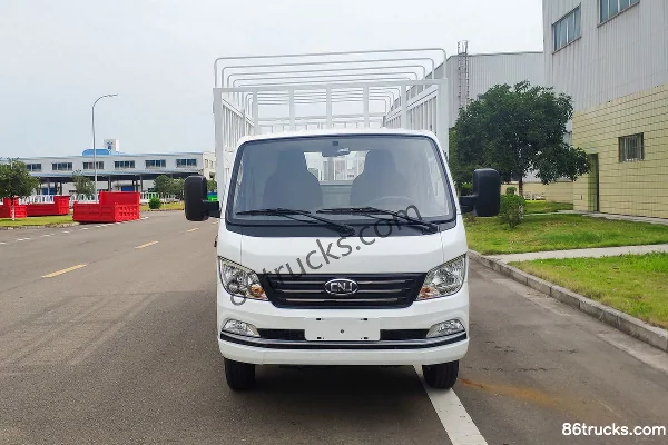 NanJun Ruibao Luxury Edition 3.5T 4.12m Single Row Pure Electric Stake Mini Truck 55.7kWh 4X2(6 wheels) Exterior (2) | 86Trucks