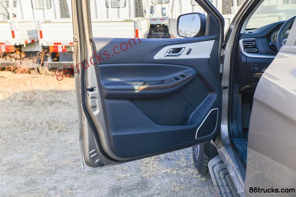 JMC Yuhu 7 2022 Shuxiang 2.0T Diesel 141hp 2WD Automatic Standard Wheelbase Double Row Pickup Chassis (2) | 86Trucks