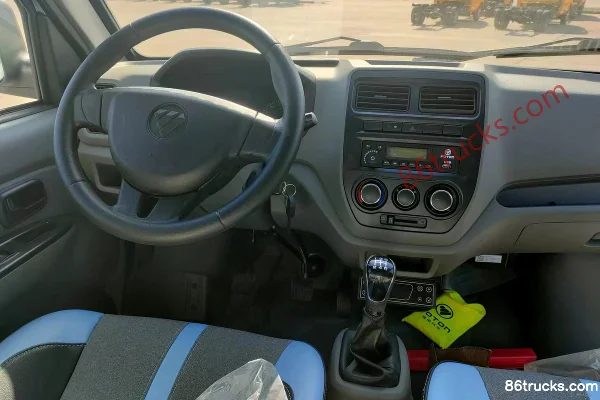 Foton Xiangling V1 116 ch 4X2(6 roues) Camion frigorifique 3,05 m (marque Shuntai) Cabine (2) | 86Trucks
