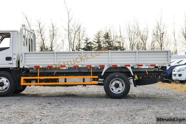JMC Shunda Narrow Body 122hp 4X2(6 wheels) 4.22m Single-row Flatbed Light Truck (China VI) (2) | 86Trucks
