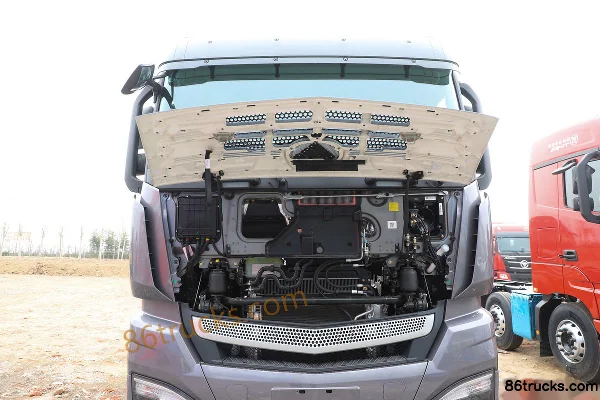 Foton AumanEST 6-series heavy truck 270 hp 6X2(8 wheels) 9.53m livestock carrier (440 rear axle) Chassis (1) | 86Trucks