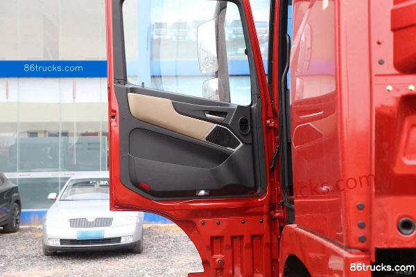 Foton Auman EST 6 Series Heavy Truck Standard Load 320hp 6X2(8 wheels) 9.6m Flatbed Cargo Truck Cab (3) | 86Trucks