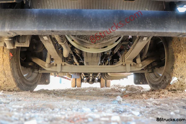 SHACMAN Delong L5000 Super Value Edition 260hp 4X2(6 wheels) 9.8m Van Cargo Truck (China VI) Chassis (1) | 86Trucks