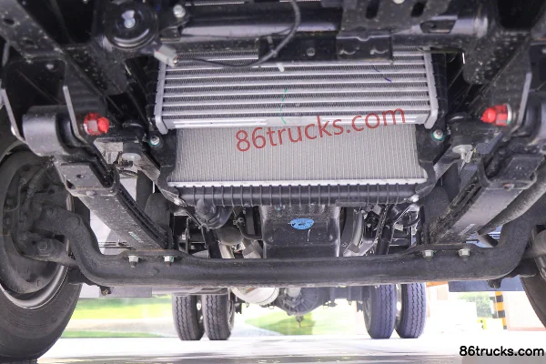 JMC Kaiyun+ Furniture Edition 129 hp 4X2(6 wheels) 3.8m single-row van light truck (China VI) Chassis (1) | 86Trucks