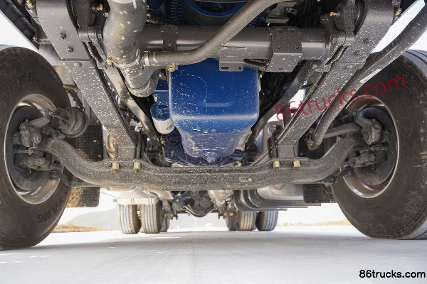 Dongfeng H5 11L Diesel 480 hp 6X4(10 wheels) Fast Gear 12-Speed Tractor Truck Chassis (1) | 86Trucks