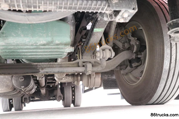 FAW Jiefang J6G 280 ch 4X2(6 roues) 6,8 m camion frigorifique (China VI) Châssis (3) | 86Trucks