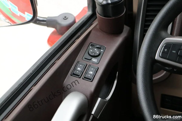 FAW Jiefang Qingdao JH6 Heavy Truck Southern Excellence Edition 6X4(10 wheels) Hybrid Tractor Truck (China VI) 15kWh Cab (3) | 86Trucks