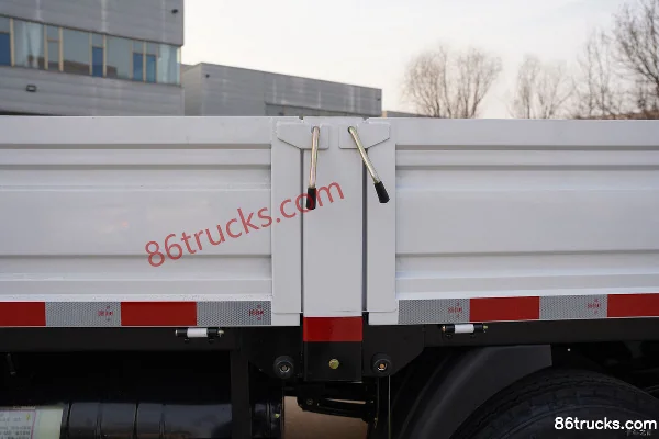 Kama Kaijie M3 Deluxe Edition 2.2L 95 hp 4X2(6 wheels) CNG 4.16m Single Row Flatbed Light Truck (China VI) Body (3) | 86Trucks