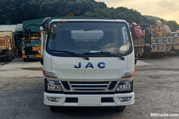 JAC Shuailing i5 7.4T 4.8m Electric Garbage Truck 89.12kWh 4X2(6 wheels) Exterior (2) | 86Trucks