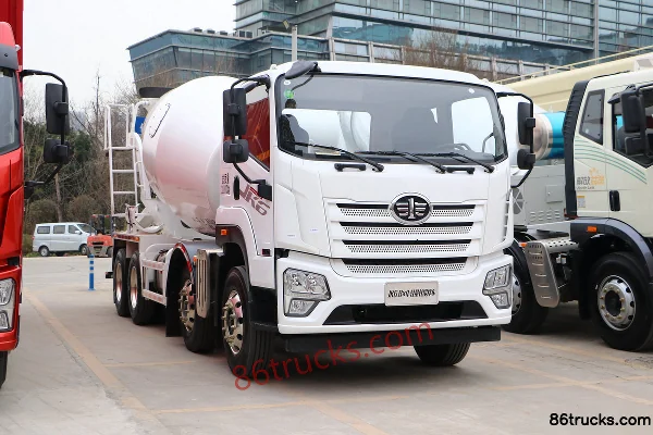 FAW Jiefang Qingdao JK6 320hp Lightweight Version 8X4(12 wheels) 8m³ Concrete Mixer Truck Exterior