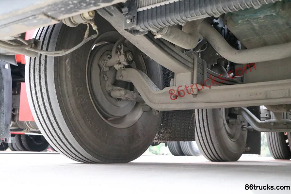 FAW Jiefang Qingdao JK6 320hp Lightweight Version 8X4(12 wheels) 8m³ Concrete Mixer Truck Chassis (2) | 86Trucks