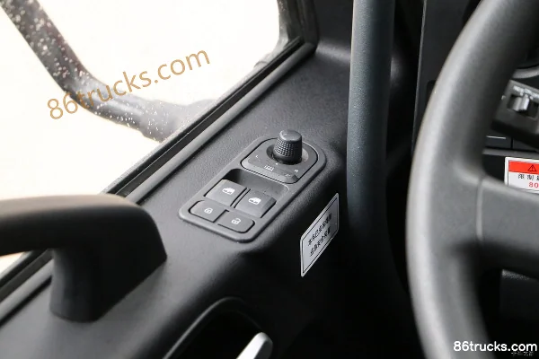 FAW Jiefang Qingdao JK6 220hp 4X2(6 wheels) 7.8m van hazardous materials truck Cab (2) | 86Trucks