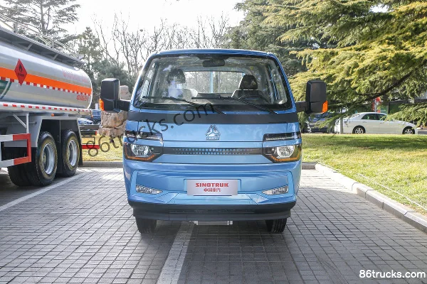 Sinotruk HOWO Zhixiang 4.5T 3.95m Single-row Pure Electric Panel Light Truck 4X2(6 wheels) Exterior (2) | 86Trucks