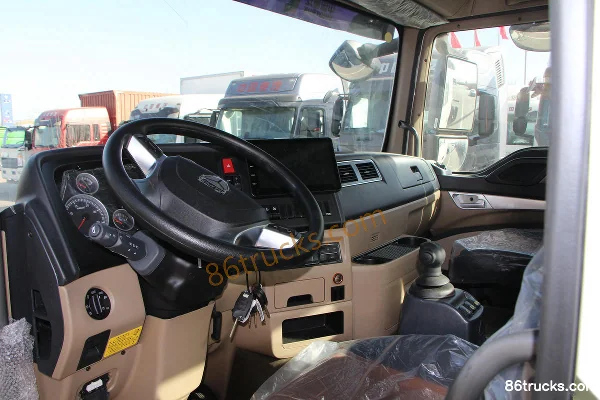 Sinotruk HOWO TX édition phare 250 ch 4X2(6 roues) camion à grille 6,75 m AMT automatique (China VI) Cabine (2) | 86Trucks