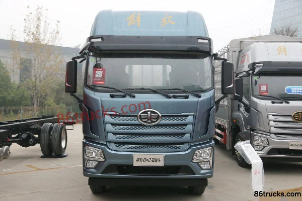FAW Jiefang Qingdao JK6 350 ch 8X2(10 roues) 9,75 m camion porteur fourgon à ailes relevables Extérieur (2) | 86Trucks