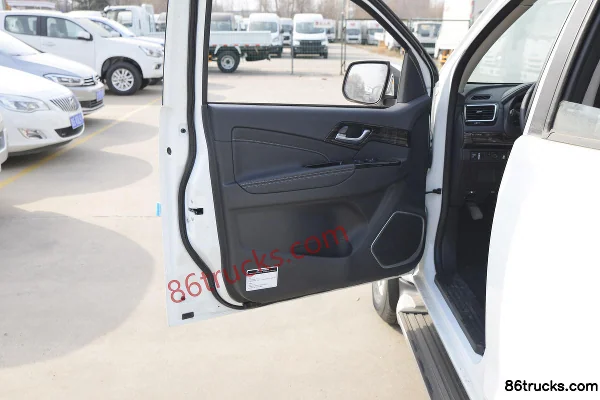 Jiangxi Isuzu Lingtuo Édition 2022 Lingxiang 1,9T diesel 163 ch 4x4(6 roues) automatique double cabine pick-up (China VI) Châssis (2) | 86Tr