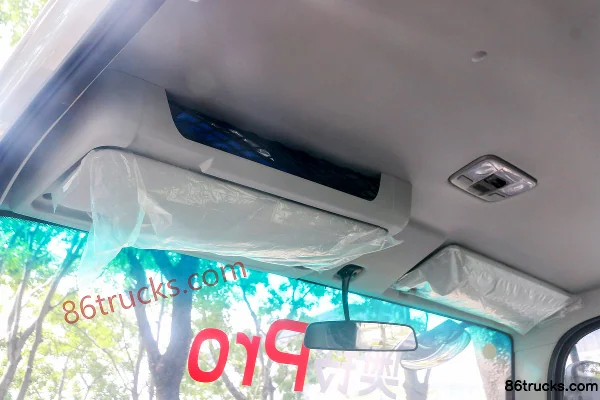 Foton Aoling Supu Pro 158 hp 4X2(6 wheels) 4.14m single-row van truck (China VI) Cab (3) | 86Trucks