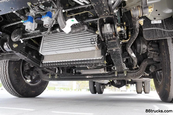 Foton Aoling Supu Pro 158 ch 4X2(6 roues) 4,17 m camion plateau simple rangée (China VI) Châssis (3) | 86Trucks
