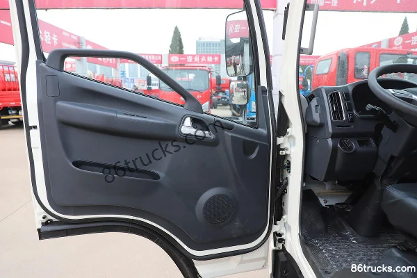 FAW Jiefang J6F 4,5T Camion léger fourgon électrique pur à cabine simple 4,16 m (frein hydraulique) 98,04 kWh 4X2(6 roues) Intérieur (2) | 8