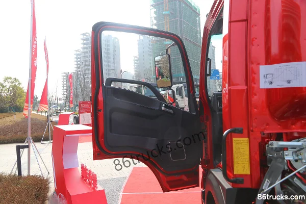 Sinotruk Wangpai Ruishi 5T 4.15m cabine simple camion léger à ridelles électrique pur 98.04kWh 4X2(6 roues) Intérieur (1) | 86Trucks